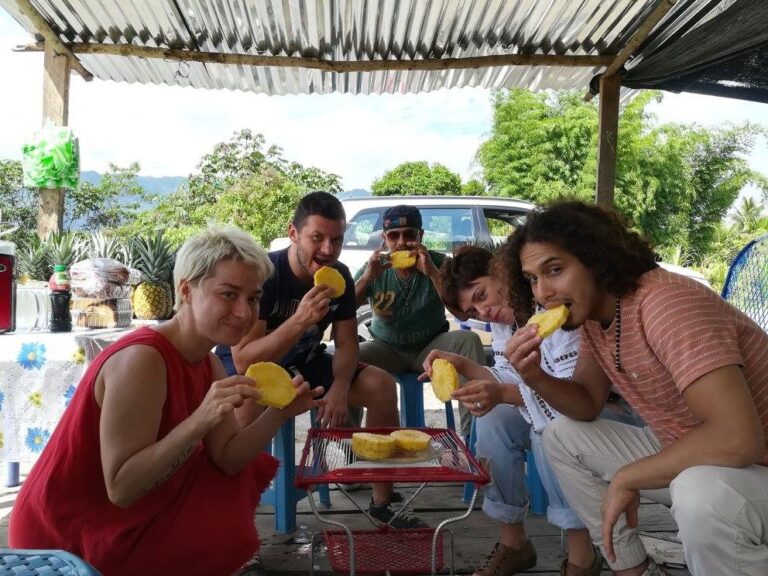 4a63a18a-d2b9-470c-b356-eedd021e6ea2